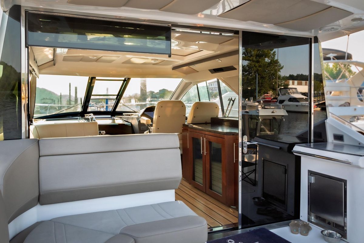 2015 Regal 53 