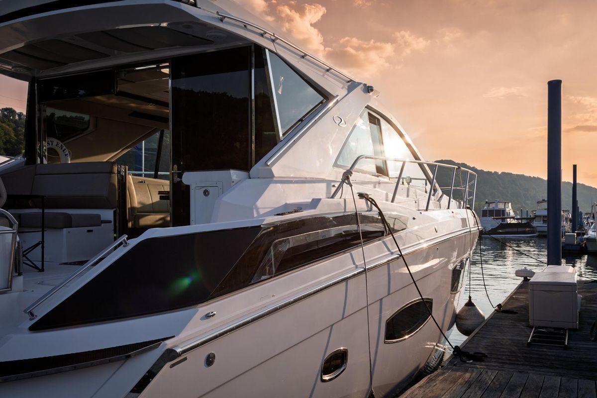 2015 Regal 53 