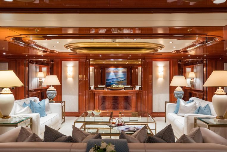 2010-214-codecasa-mega-yacht