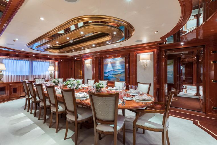 2010-214-codecasa-mega-yacht