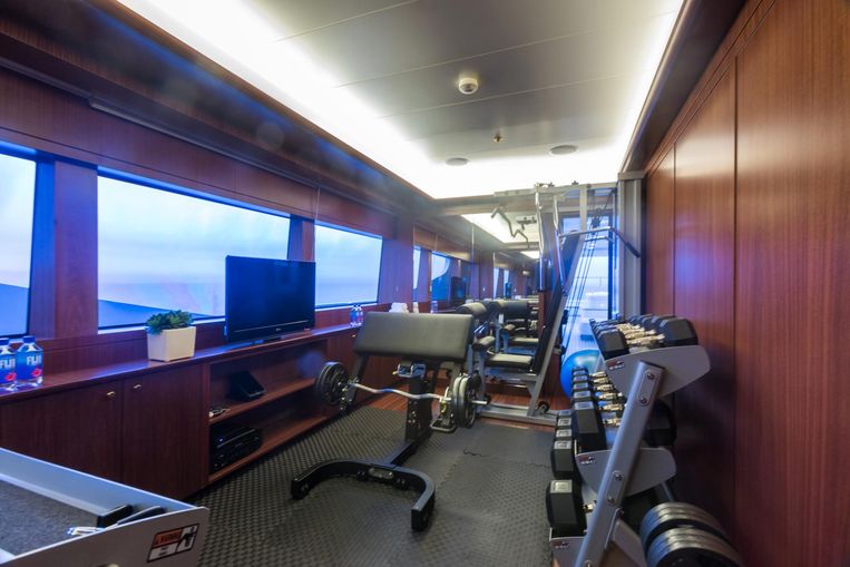 2010-214-codecasa-mega-yacht