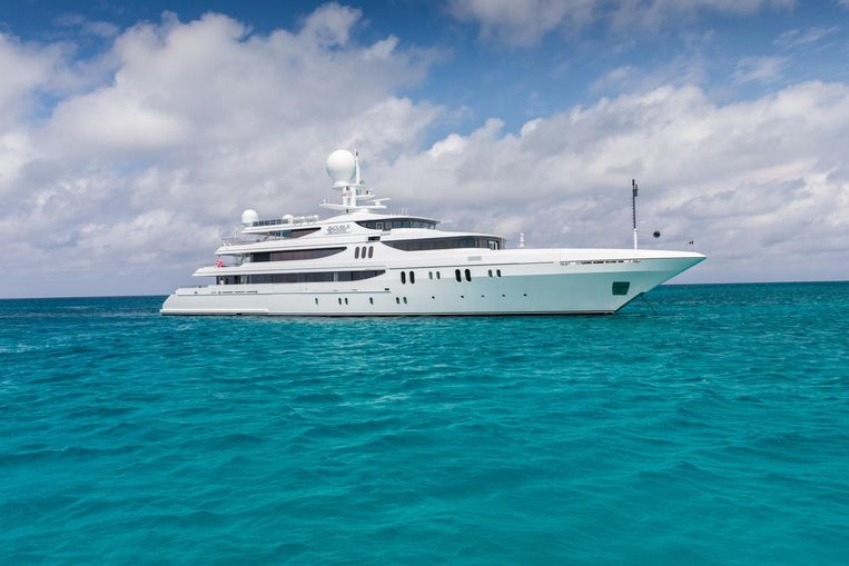 2010-214-codecasa-mega-yacht