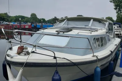1992 Sheerline 950 Center