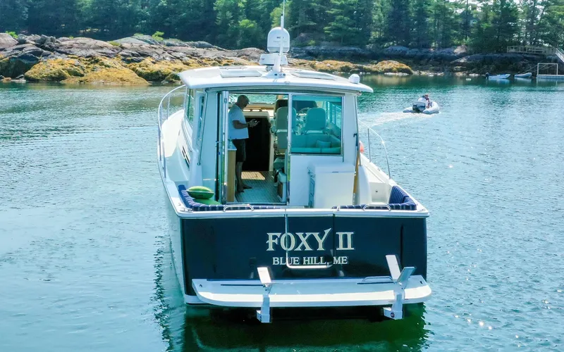 Foxy II Yacht Photos Pics Back Cove 41 - Foxy II