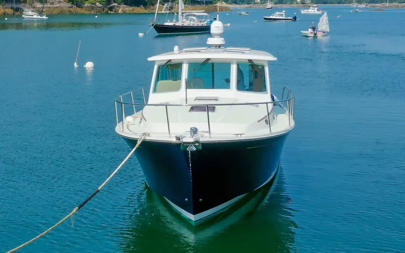 Foxy II Yacht Photos Pics Back Cove 41 - Foxy II