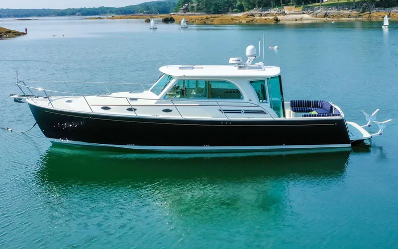 Foxy II Yacht Photos Pics Back Cove 41 - Foxy II