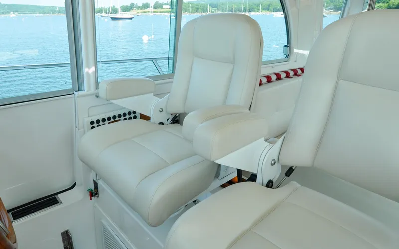 Foxy II Yacht Photos Pics Back Cove 41 - Foxy II