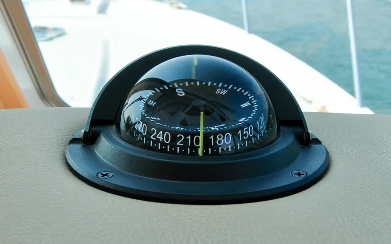 Foxy II Yacht Photos Pics Back Cove 41 - Foxy II