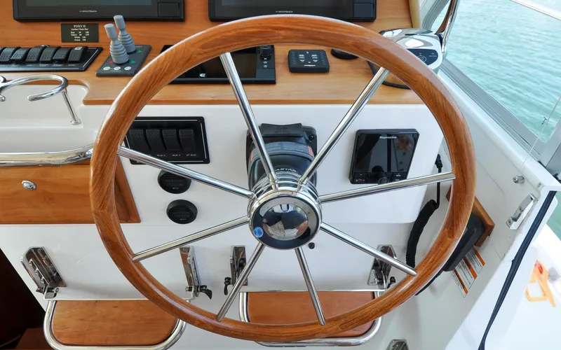 Foxy II Yacht Photos Pics Back Cove 41 - Foxy II