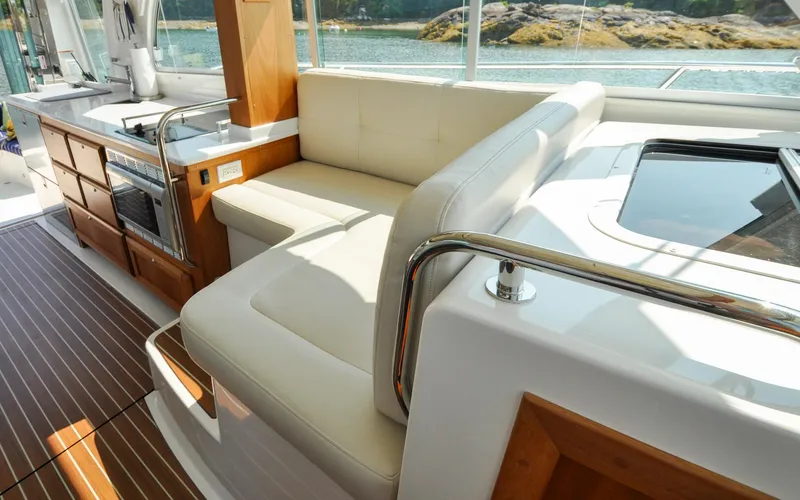 Foxy II Yacht Photos Pics Back Cove 41 - Foxy II