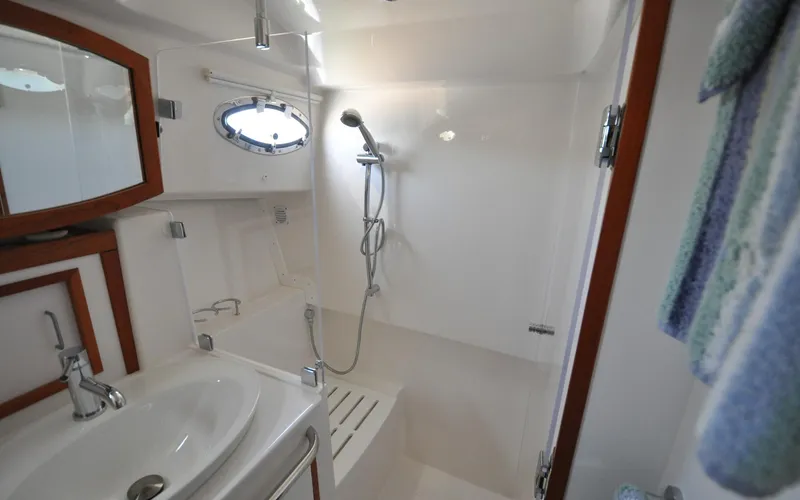 Foxy II Yacht Photos Pics Back Cove 41 - Foxy II