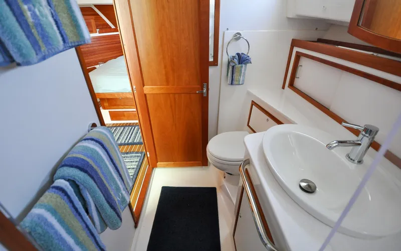 Foxy II Yacht Photos Pics Back Cove 41 - Foxy II