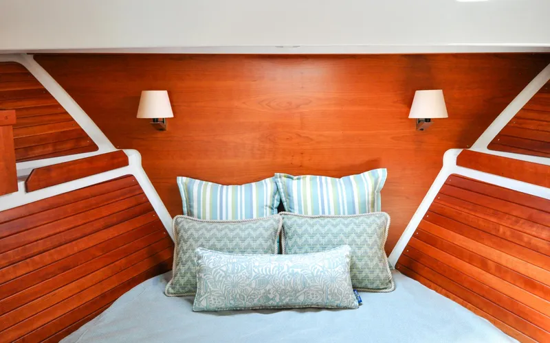 Foxy II Yacht Photos Pics Back Cove 41 - Foxy II