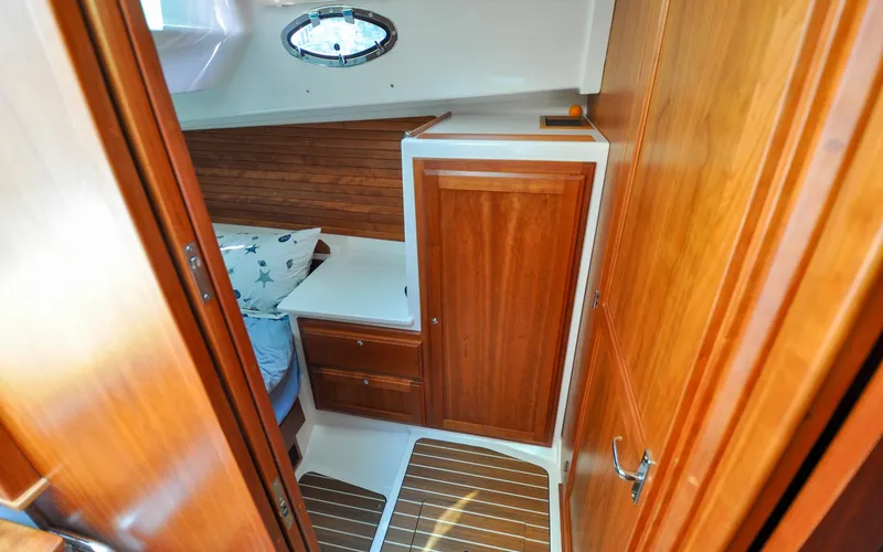 Foxy II Yacht Photos Pics Back Cove 41 - Foxy II