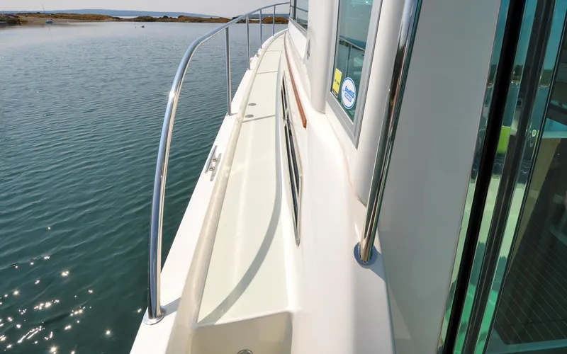 Foxy II Yacht Photos Pics Back Cove 41 - Foxy II