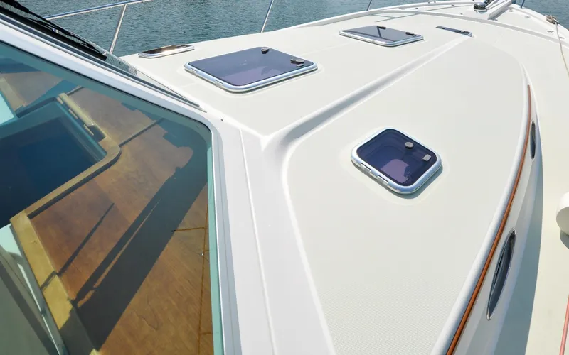 Foxy II Yacht Photos Pics Back Cove 41 - Foxy II