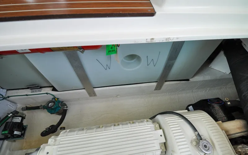 Foxy II Yacht Photos Pics Back Cove 41 - Foxy II