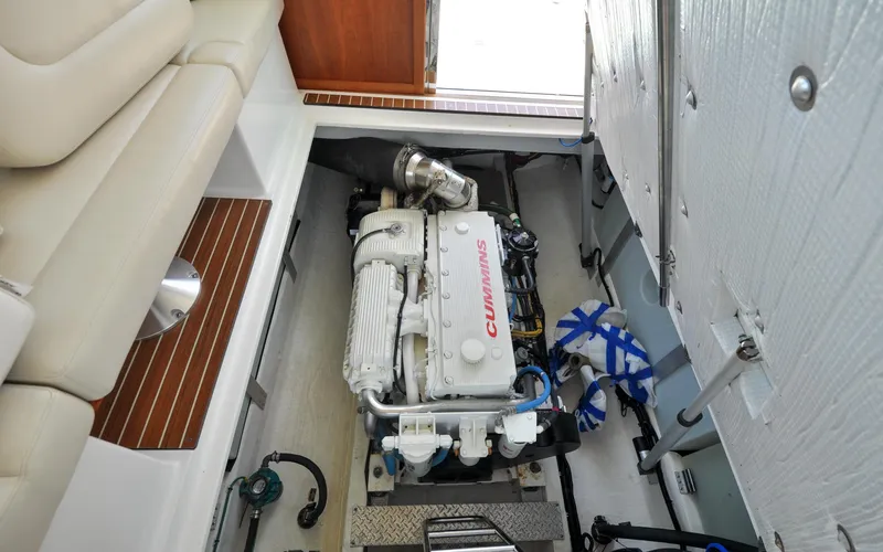 Foxy II Yacht Photos Pics Back Cove 41 - Foxy II