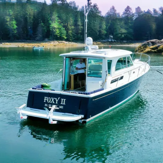 Foxy II Yacht Photos Pics Back Cove 41 - Foxy II