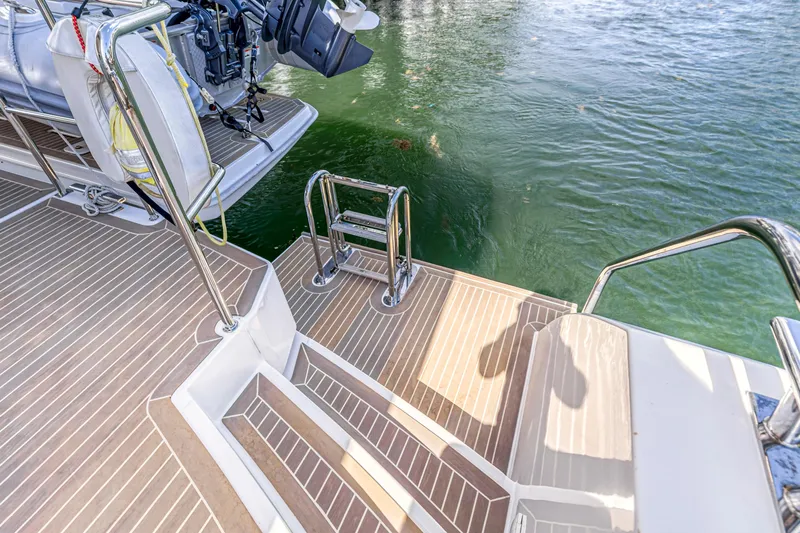 Double Feature Yacht Photos Pics 