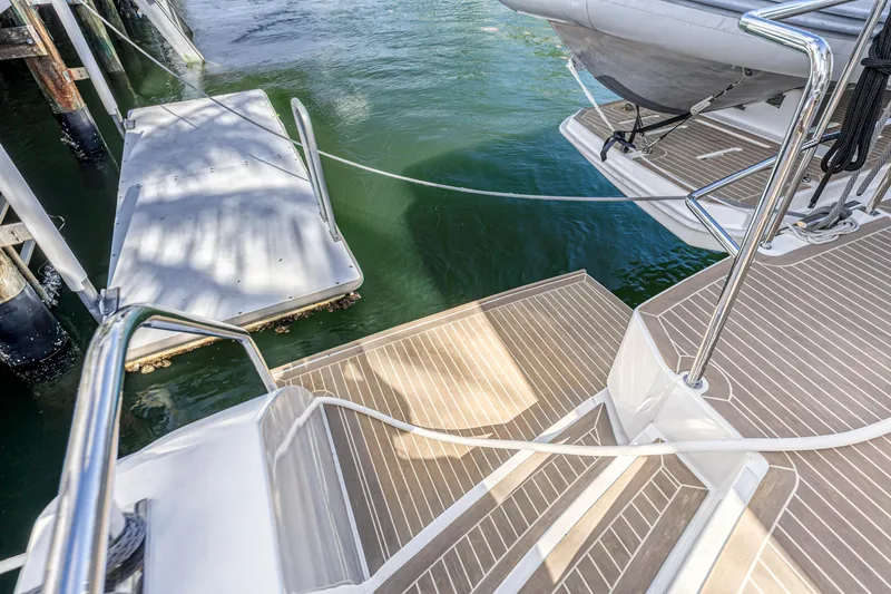 Double Feature Yacht Photos Pics 