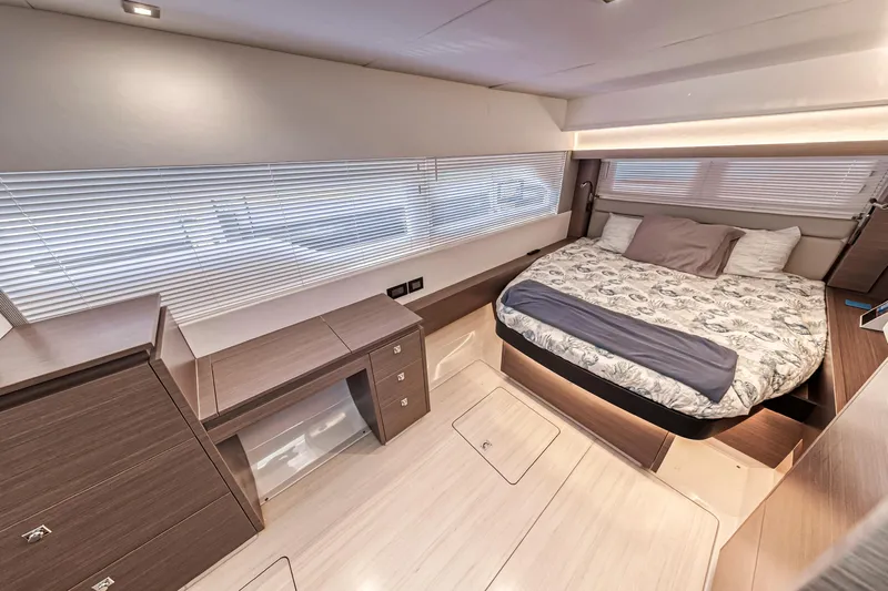 Double Feature Yacht Photos Pics 