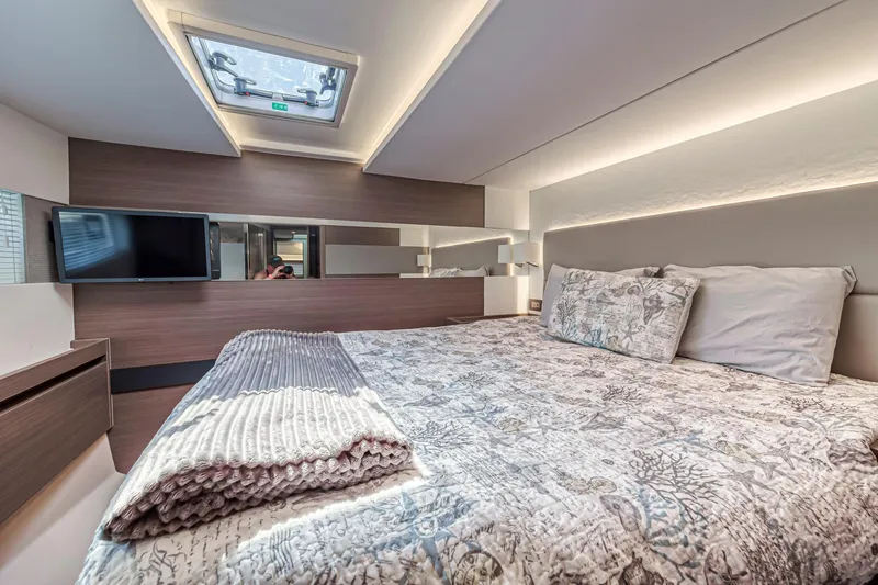 Double Feature Yacht Photos Pics 