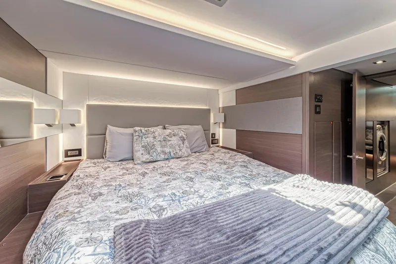 Double Feature Yacht Photos Pics 