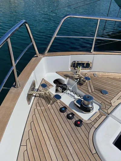 Mizar Yacht Photos Pics Azimut Magellano 53 yacht deck, 2017 model, featuring anchor and winch system.