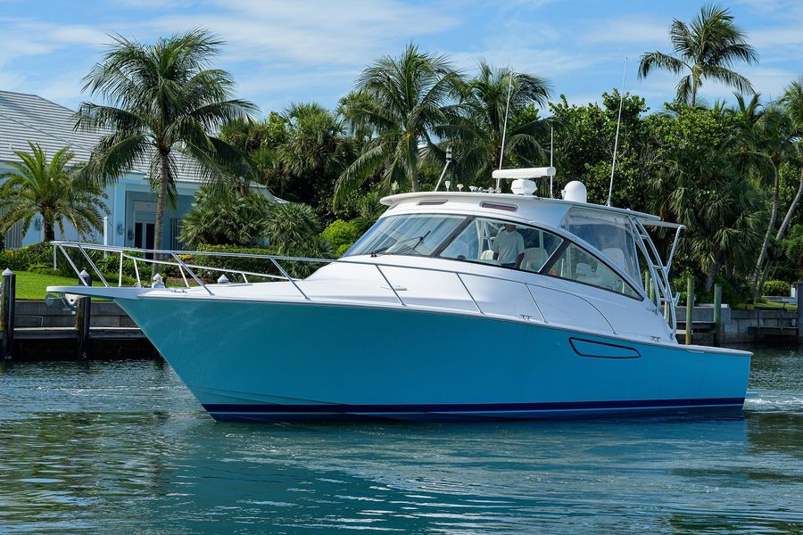 2013 Viking 42 Open