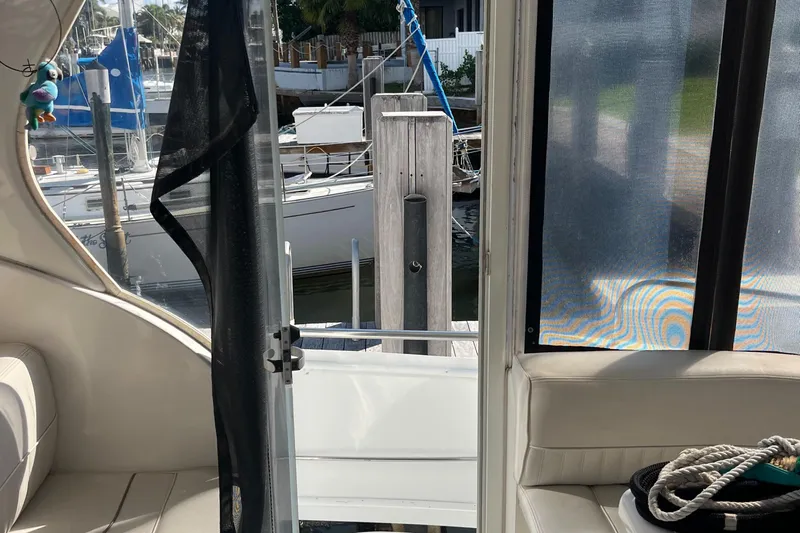 Two Can Do It II Yacht Photos Pics Interior view of 2000 Cruisers Yachts 4450 Motor Yacht at dock.