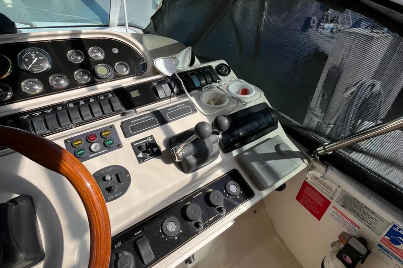 Two Can Do It II Yacht Photos Pics 