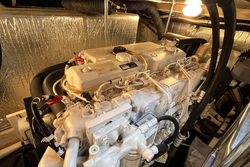 Two Can Do It II Yacht Photos Pics 