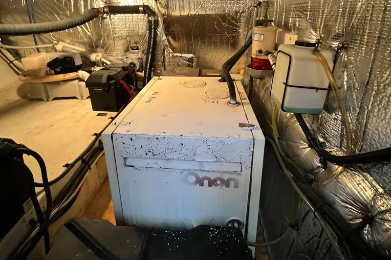 Two Can Do It II Yacht Photos Pics 