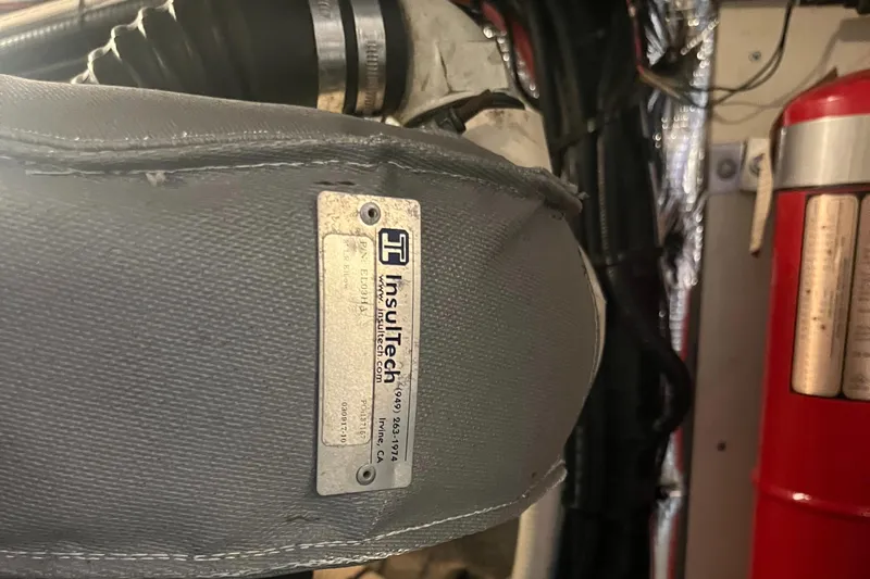 Two Can Do It II Yacht Photos Pics 