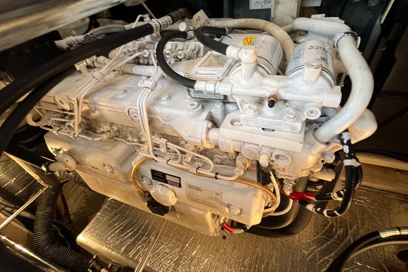 Two Can Do It II Yacht Photos Pics 