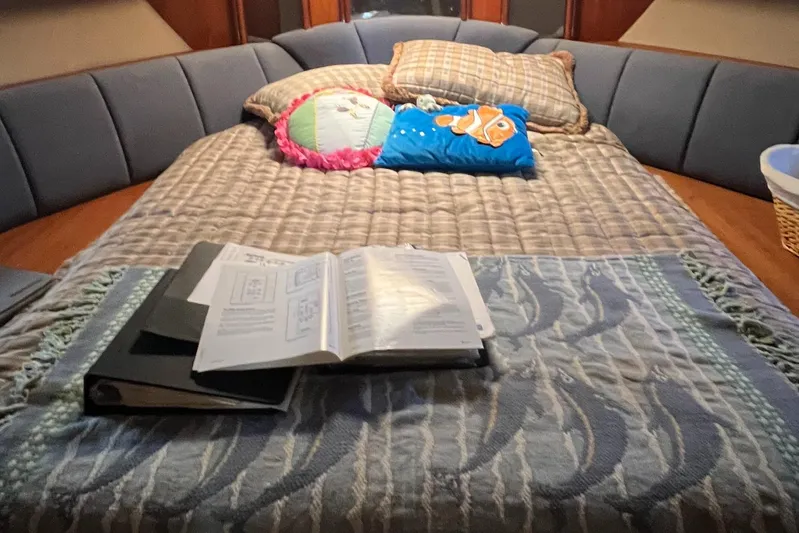 Two Can Do It II Yacht Photos Pics 