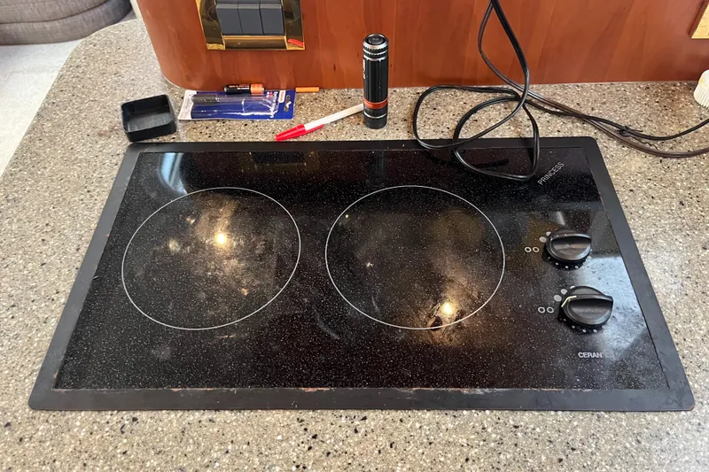 Two Can Do It II Yacht Photos Pics 