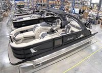 2023 Barletta Lusso 23UCA Tri-Toon