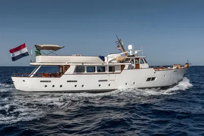 Feadship Classic Canoe Stern