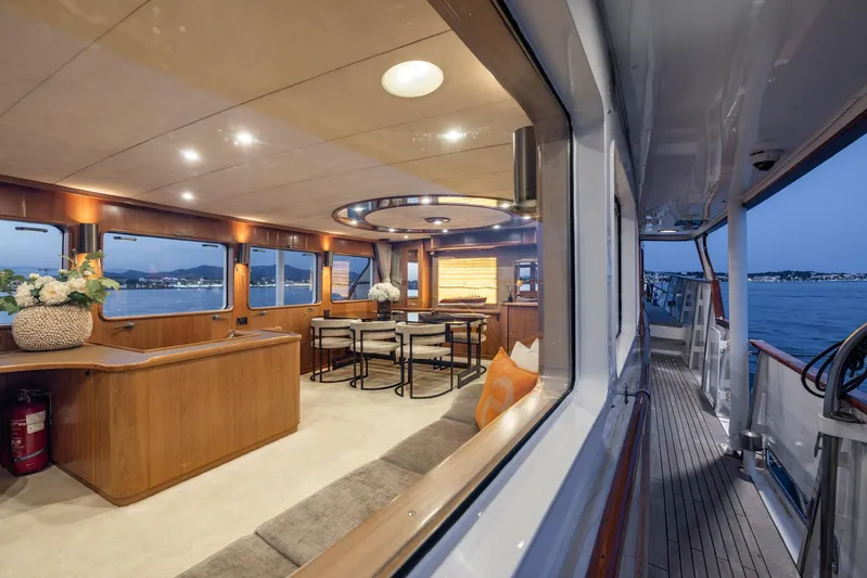 Sissi Yacht Photos Pics 