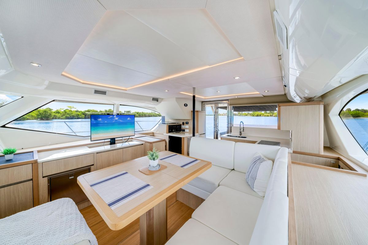 2019 Aquila 44 