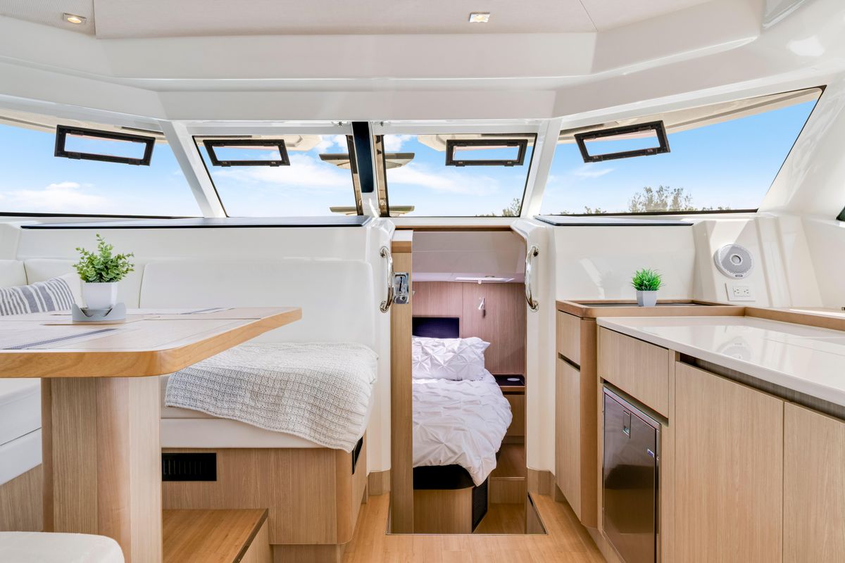 2019 Aquila 44 