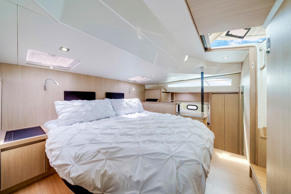 2019 Aquila 44 