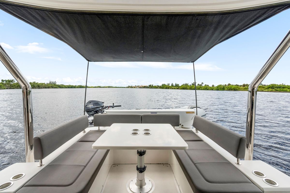 2019 Aquila 44 
