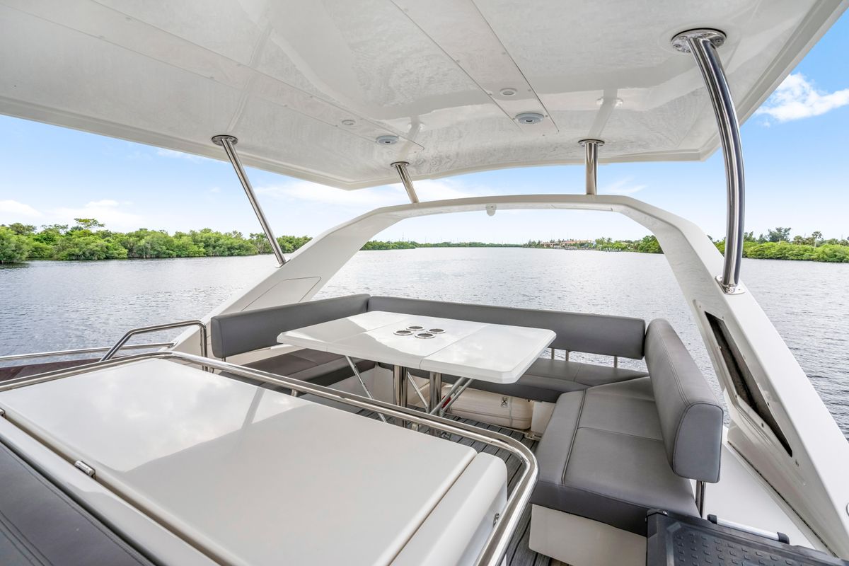 2019 Aquila 44 