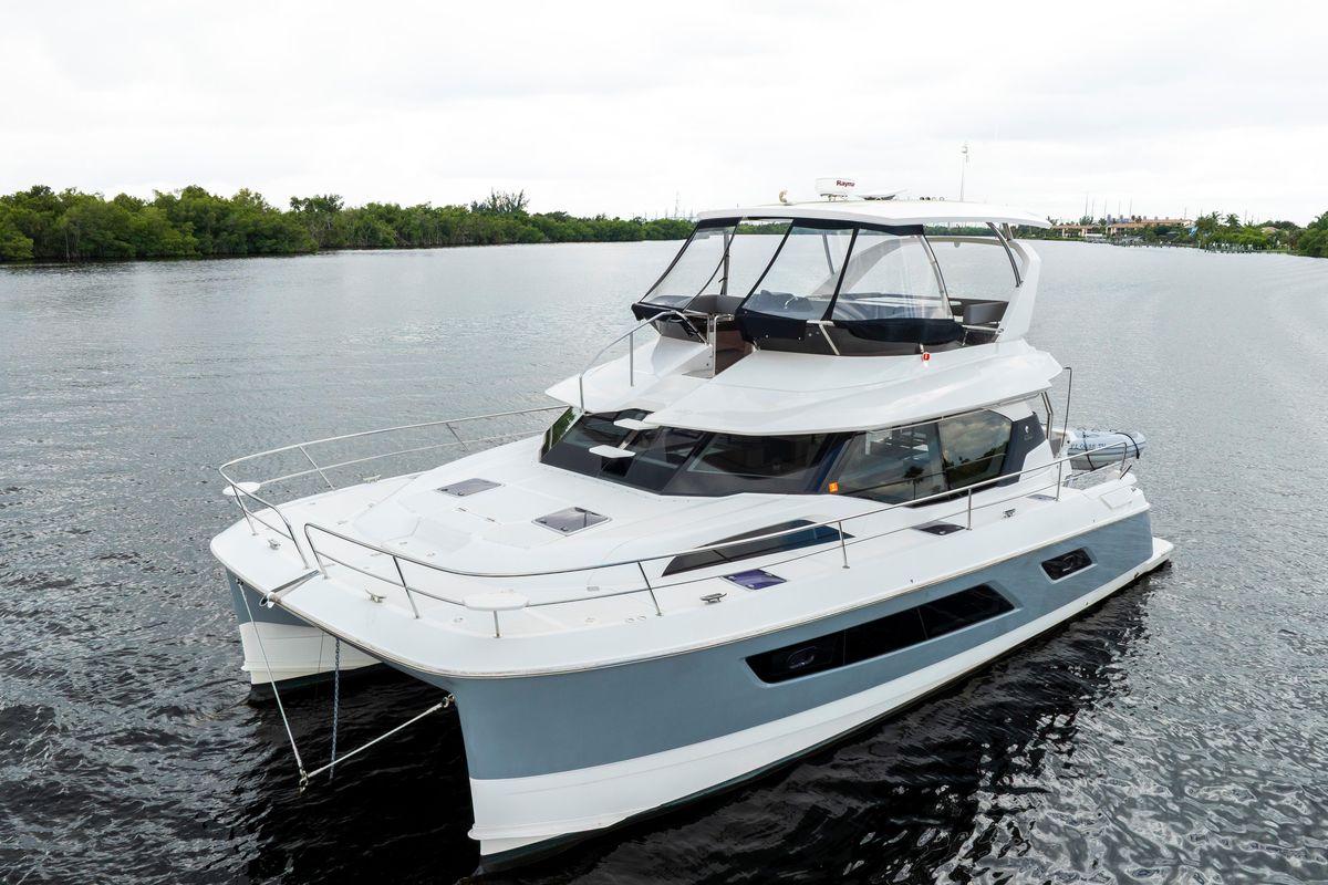 2019 Aquila 44 