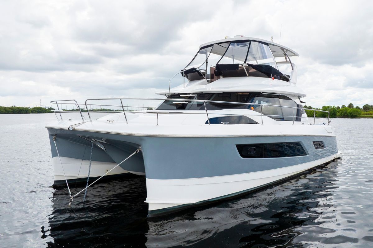 2019 Aquila 44 