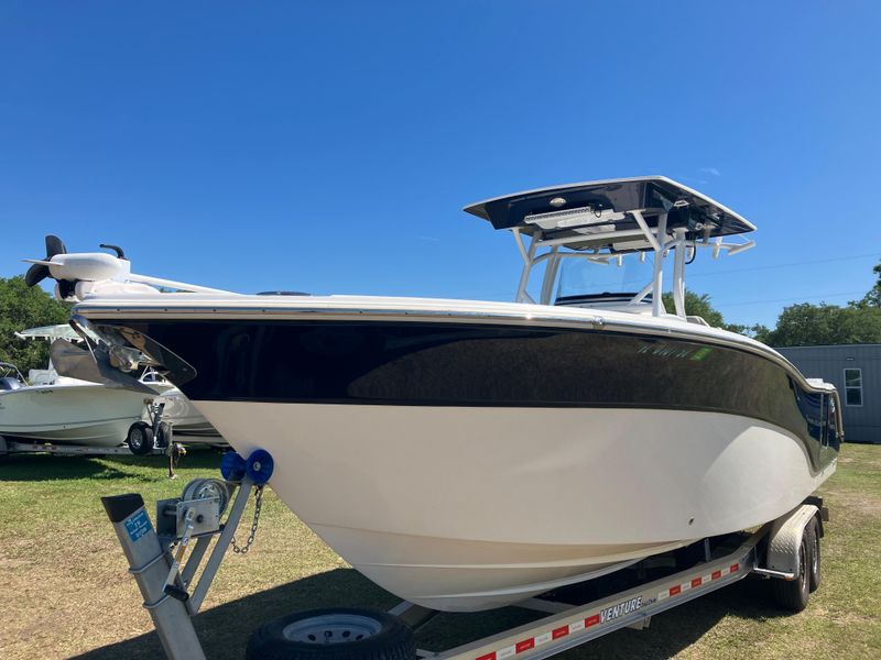 2019 Sea Fox 288 Commander