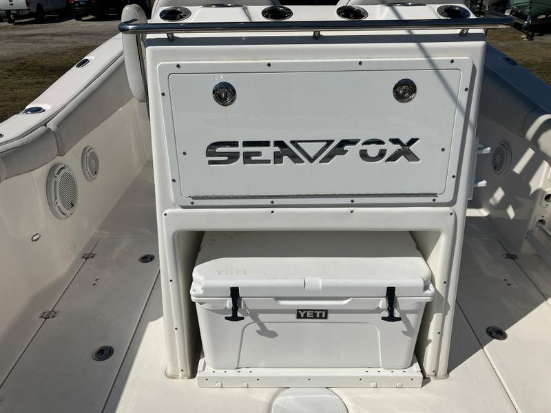 2019 Sea Fox 288 Commander